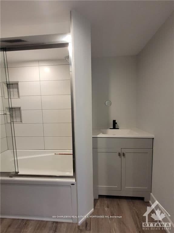 Detached at B- 814 SMYTH Road, Ottawa, ON - Photo 10 - RE/MAX Garden City Realty