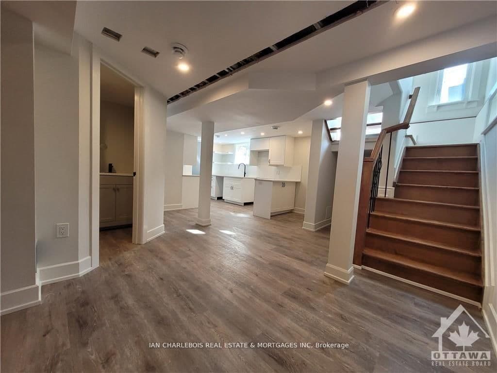 Detached at B- 814 SMYTH Road, Ottawa, ON - Photo 2 - RE/MAX Garden City Realty