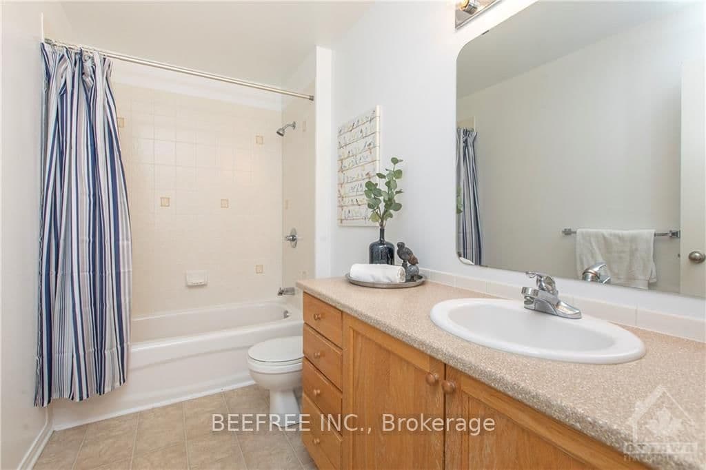 Detached at 1149 Halton Terrace, Ottawa, ON - Photo 14 - RE/MAX Garden City Realty