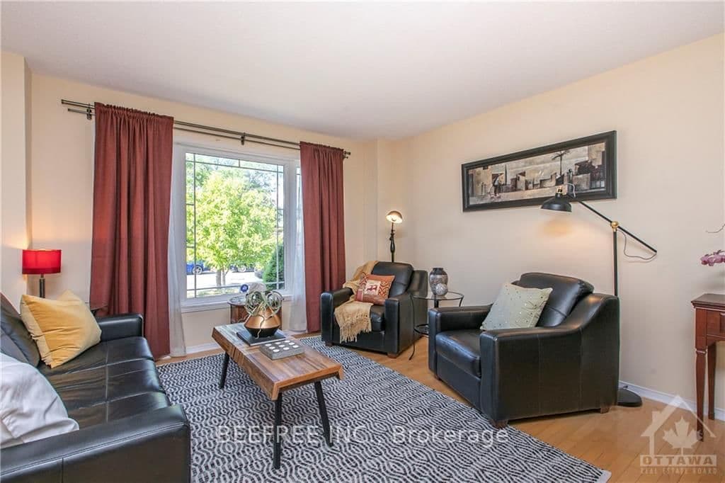 Detached at 1149 Halton Terrace, Ottawa, ON - Photo 5 - RE/MAX Garden City Realty