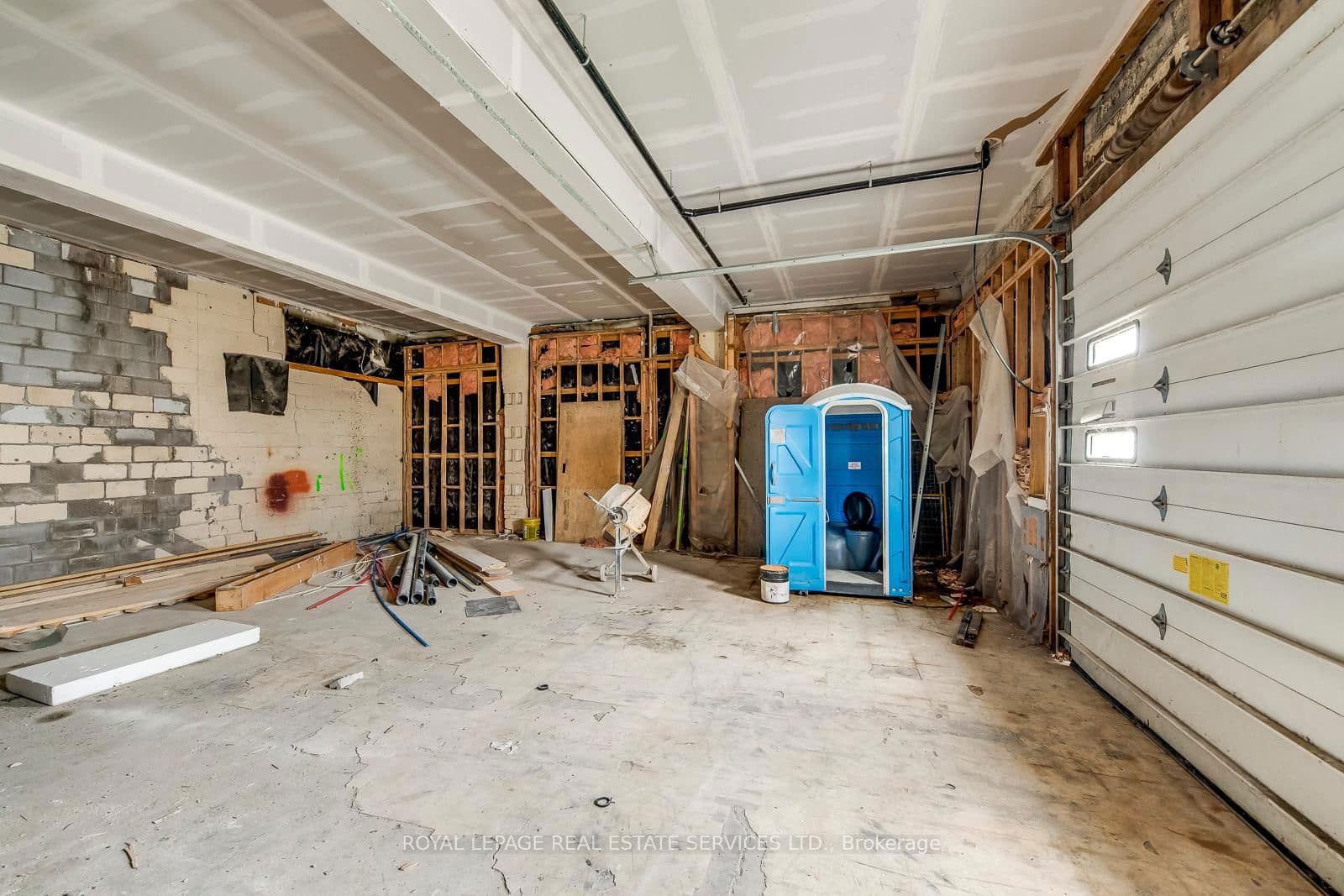 Office at 105- 401 Victoria Avenue, Hamilton, ON - Photo 2 - RE/MAX Garden City Realty