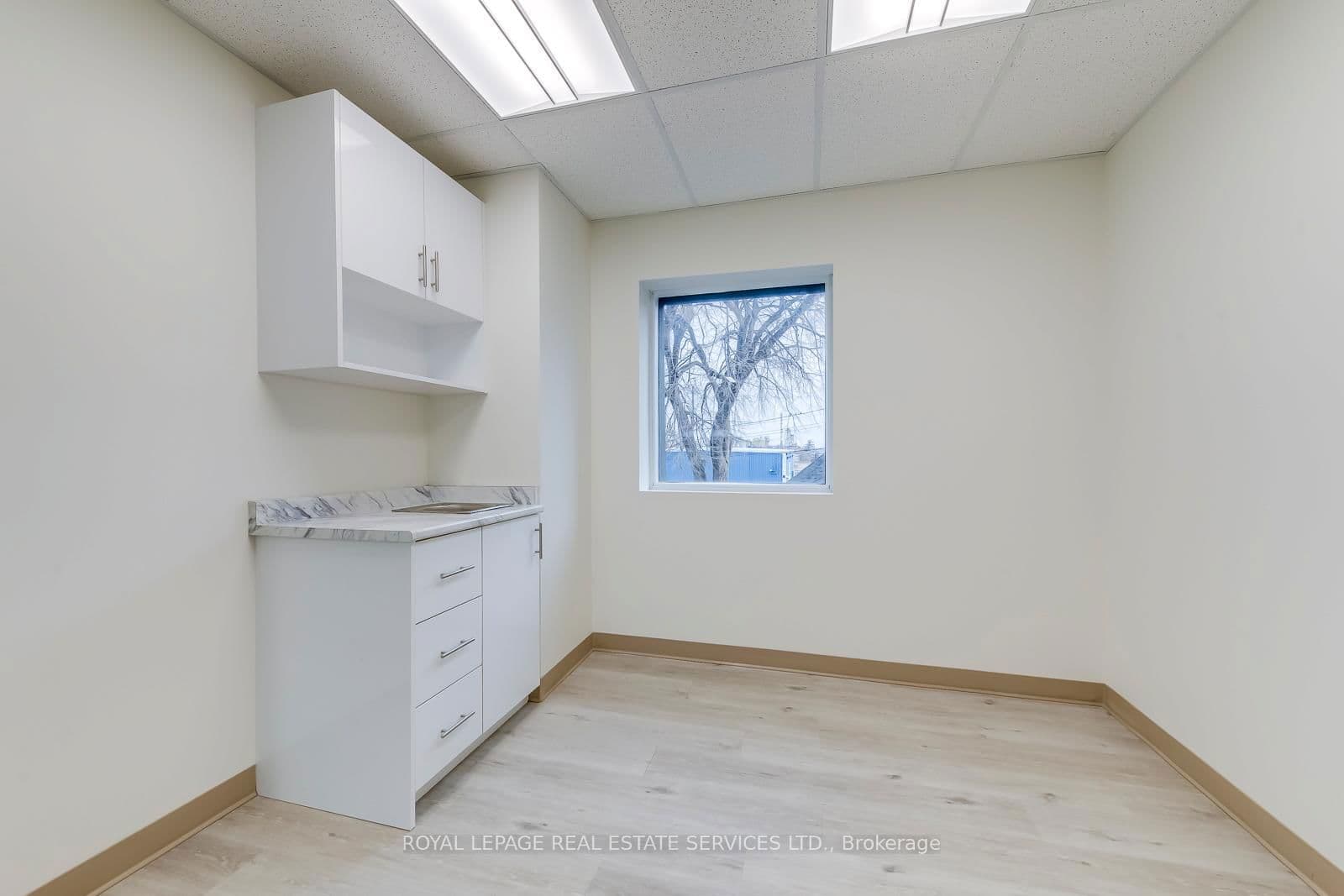 Office at 101- 401 Victoria Avenue, Hamilton, ON - Photo 7 - RE/MAX Garden City Realty