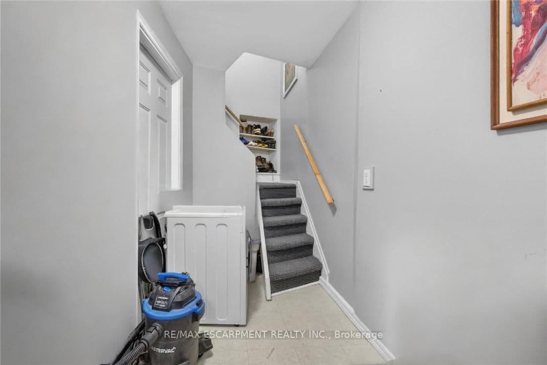 Investment at 6 Cayuga Street, Haldimand, ON - Photo 21 - RE/MAX Garden City Realty