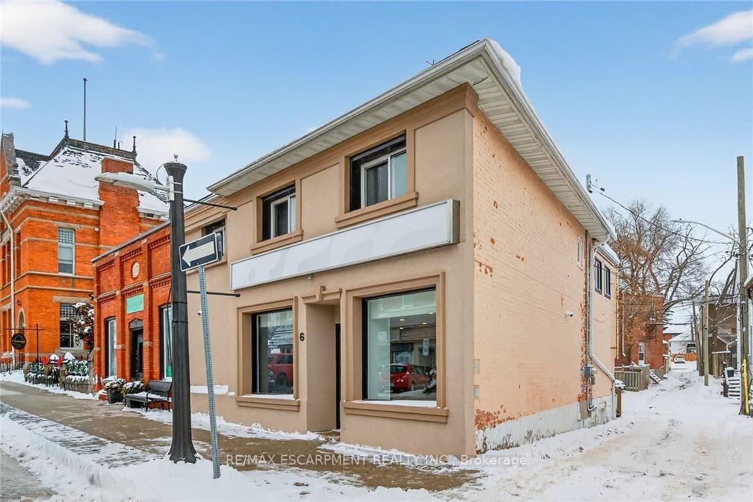 Investment at 6 Cayuga Street, Haldimand, ON - Photo 4 - RE/MAX Garden City Realty