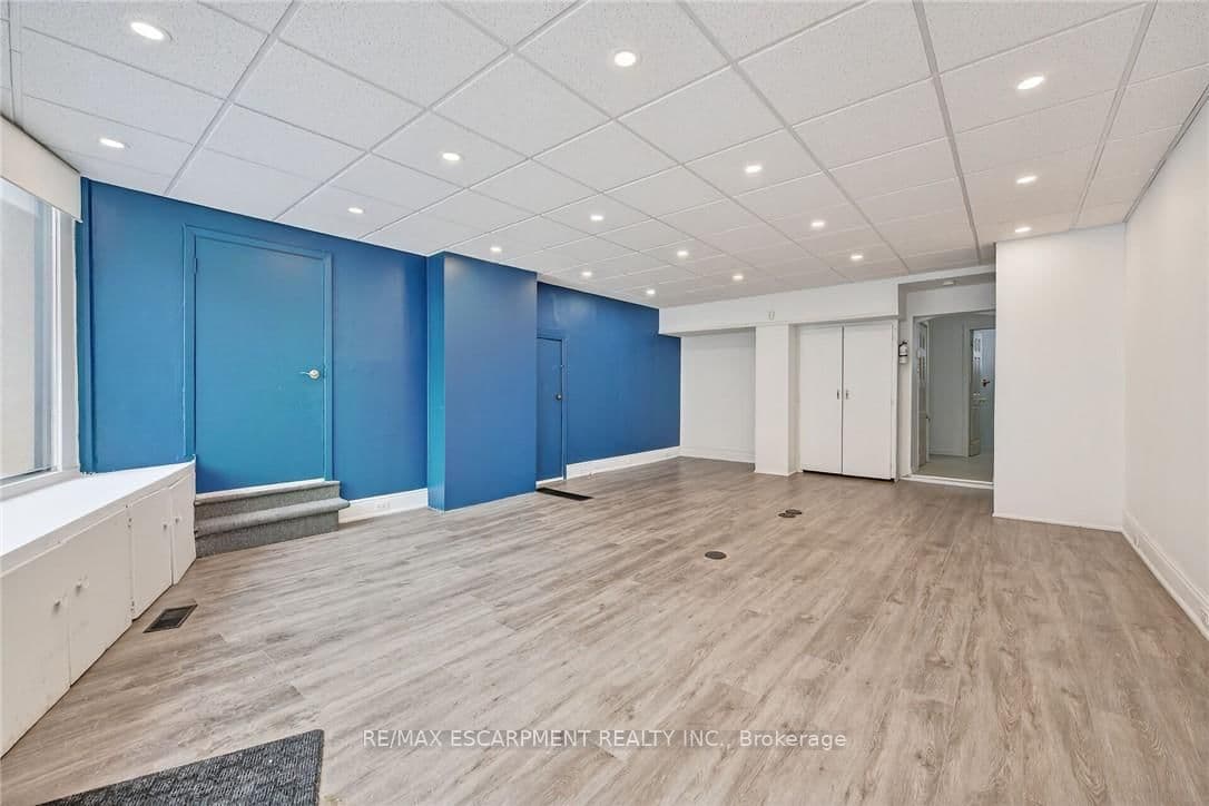 Investment at 6 Cayuga Street, Haldimand, ON - Photo 7 - RE/MAX Garden City Realty