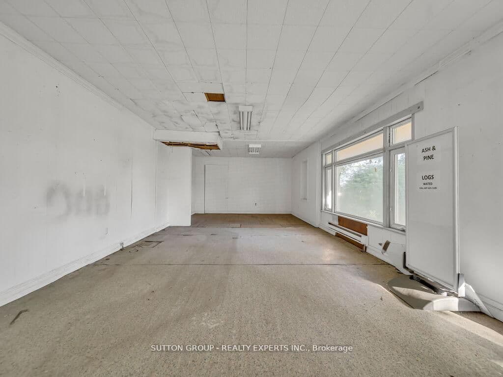 Commercial Retail at 283 Main Courtland Street, Norfolk, ON - Photo 4 - RE/MAX Garden City Realty