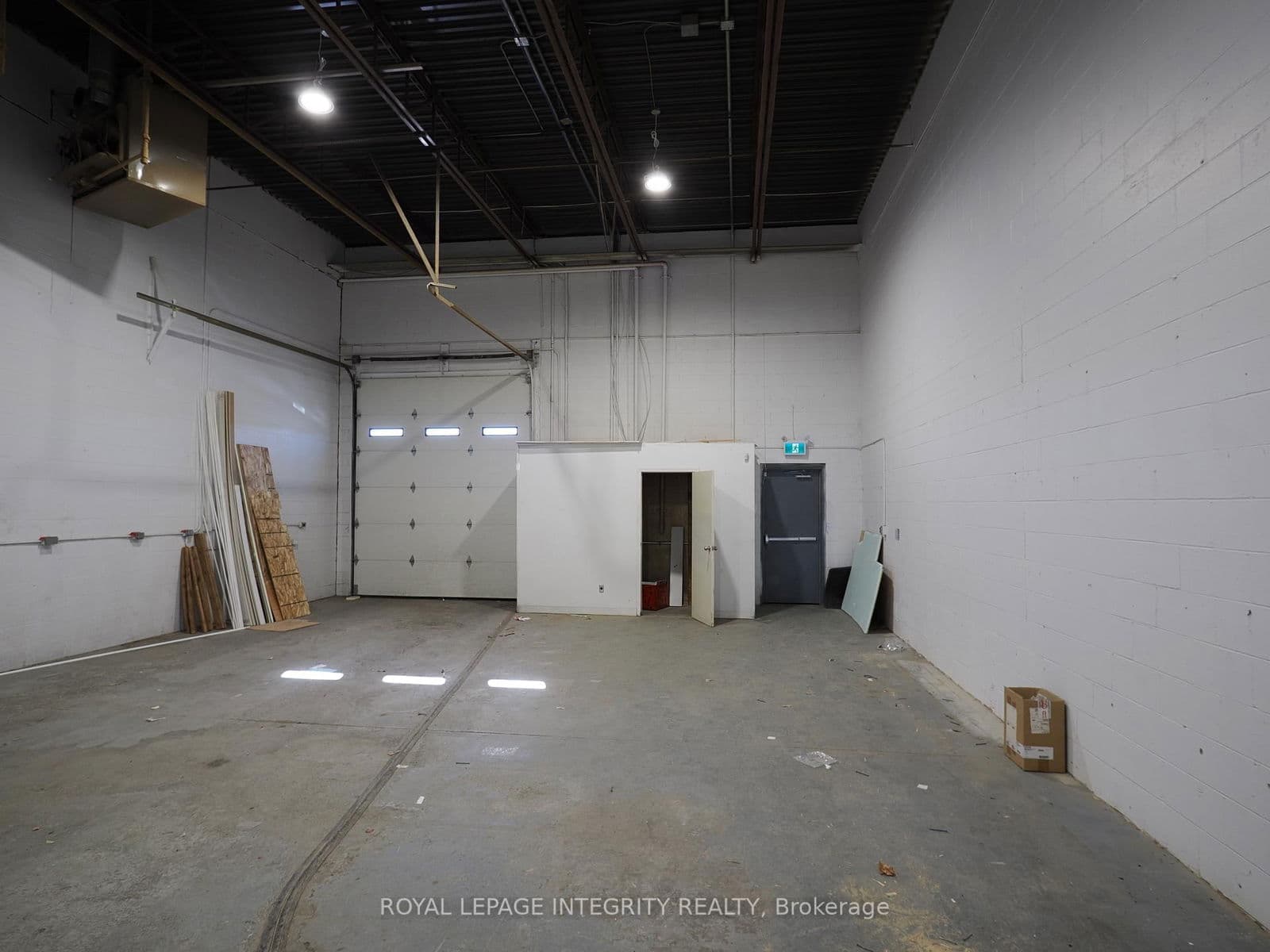 Industrial at 10-11- 2295 Stevenage Drive, Ottawa, ON - Photo 8 - RE/MAX Garden City Realty