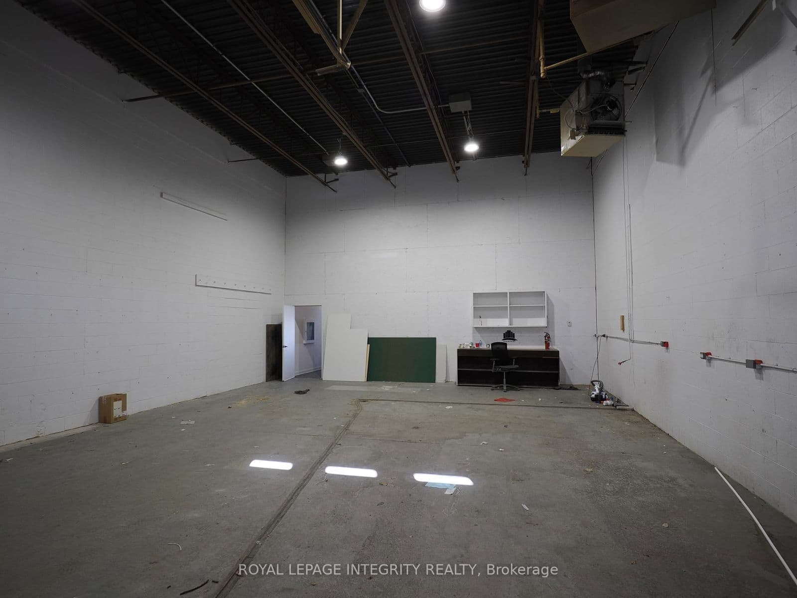 Industrial at 10-11- 2295 Stevenage Drive, Ottawa, ON - Photo 9 - RE/MAX Garden City Realty