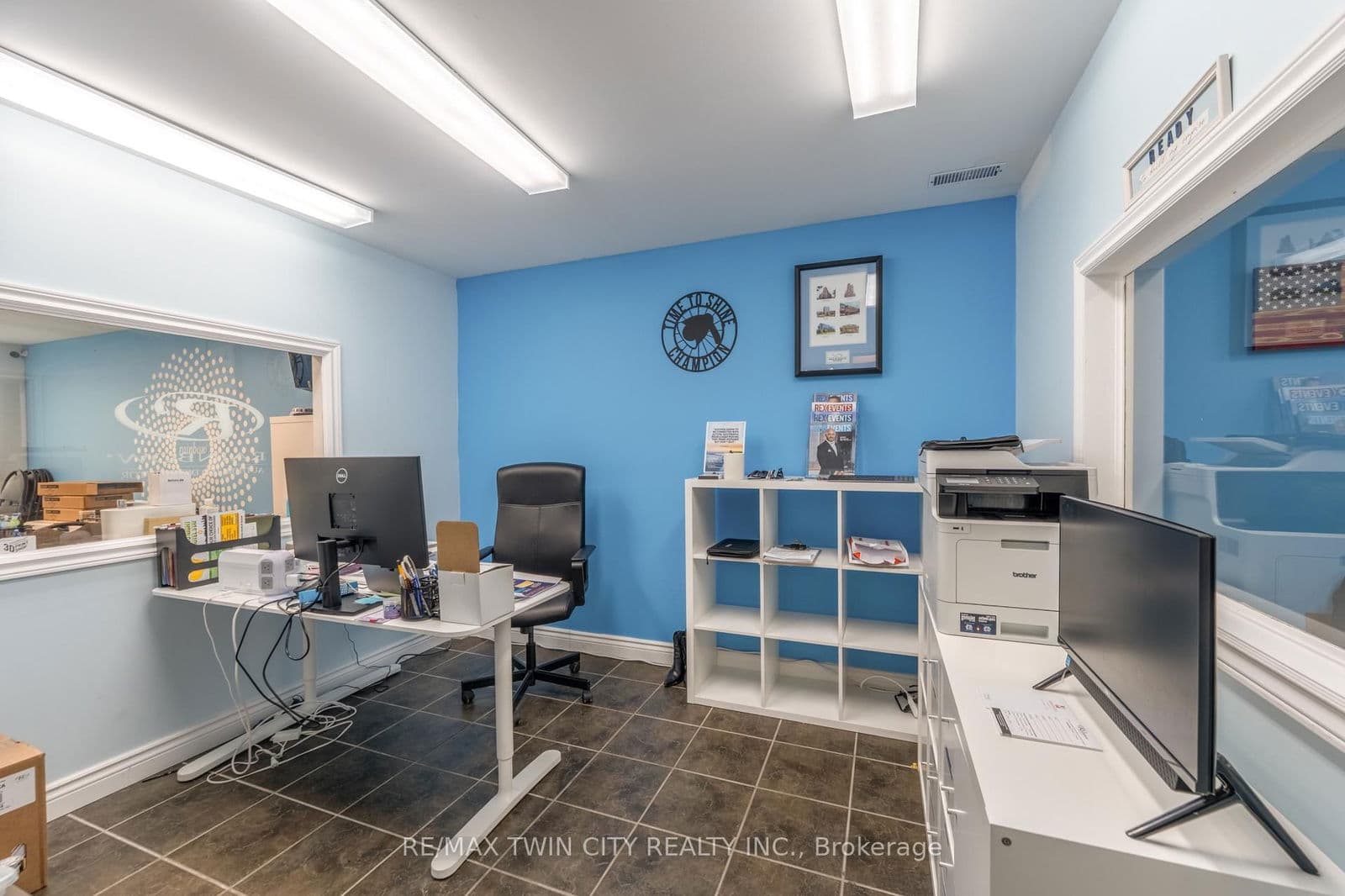 Office at 15 Lower- 340 Henry Street, Brantford, ON - Photo 11 - RE/MAX Garden City Realty