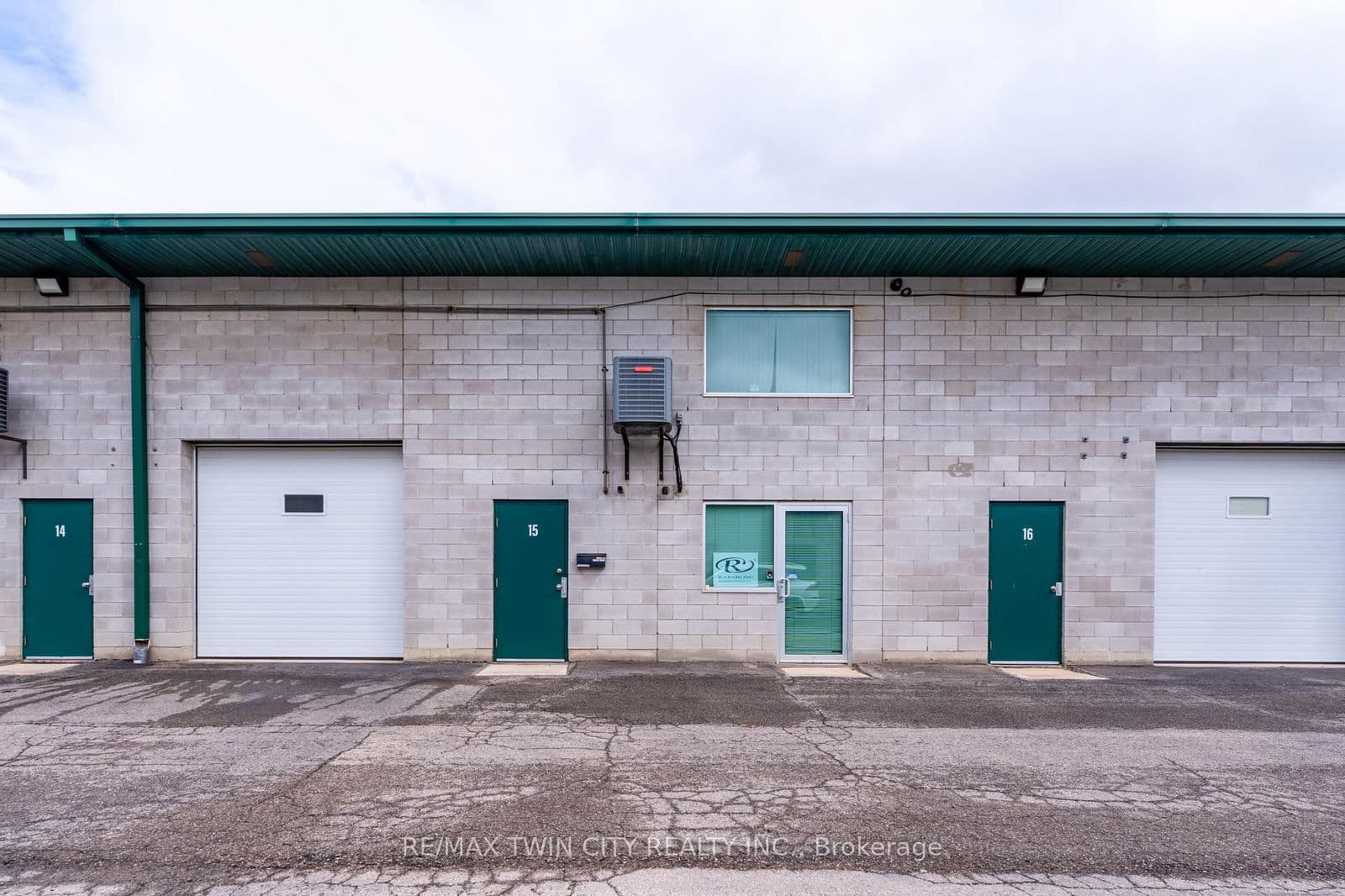 Office at 15 Lower- 340 Henry Street, Brantford, ON - Photo 21 - RE/MAX Garden City Realty