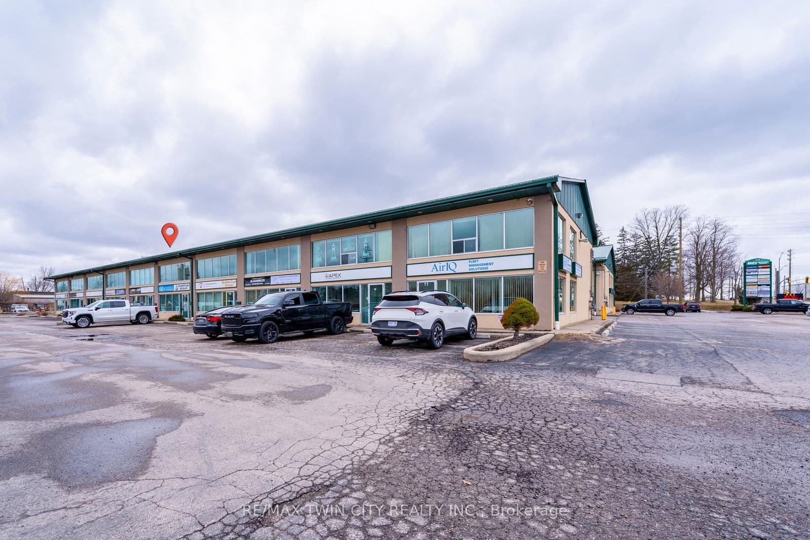 Office at 15 Lower- 340 Henry Street, Brantford, ON - Photo 3 - RE/MAX Garden City Realty