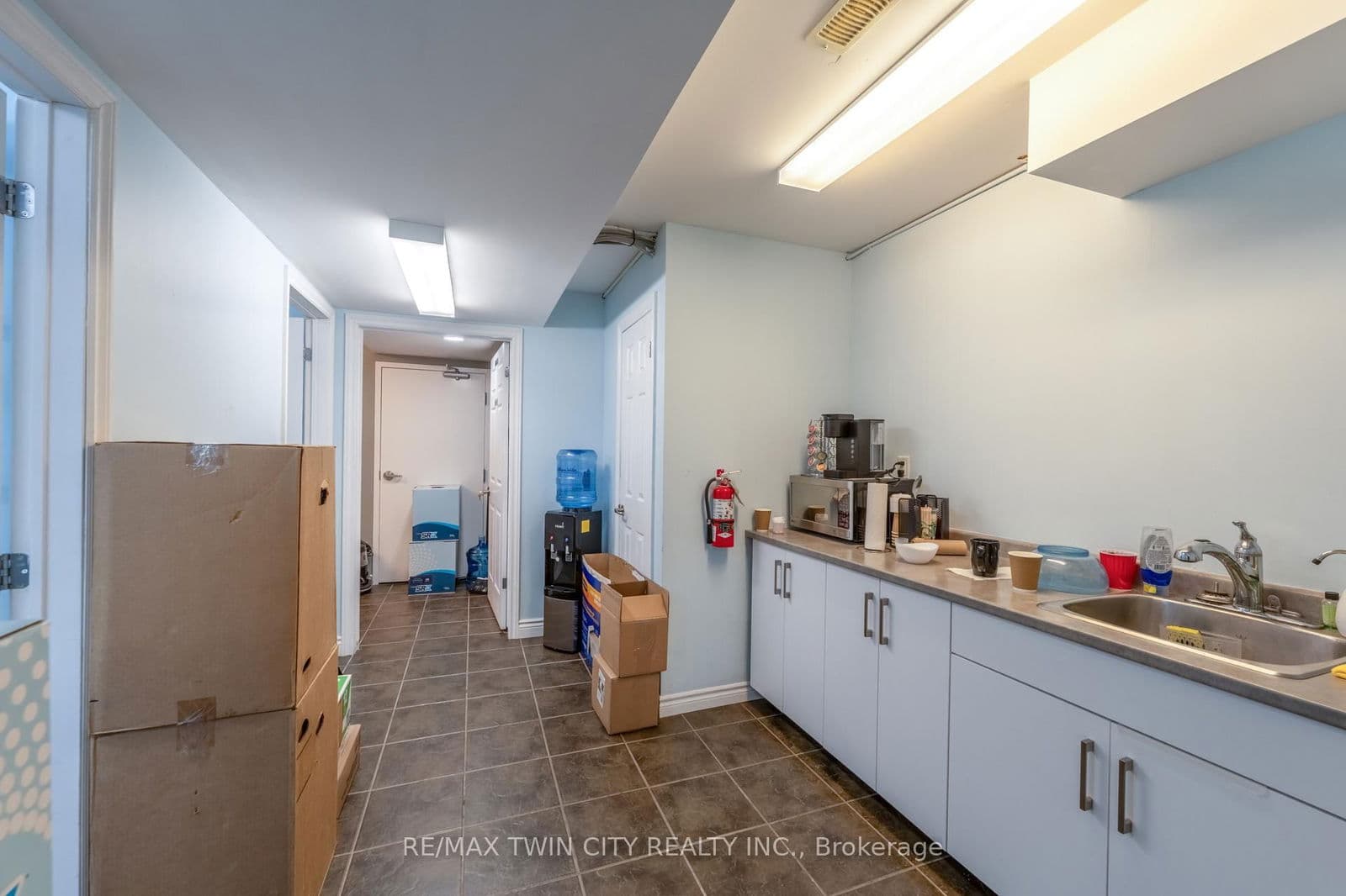 Office at 15 Lower- 340 Henry Street, Brantford, ON - Photo 8 - RE/MAX Garden City Realty