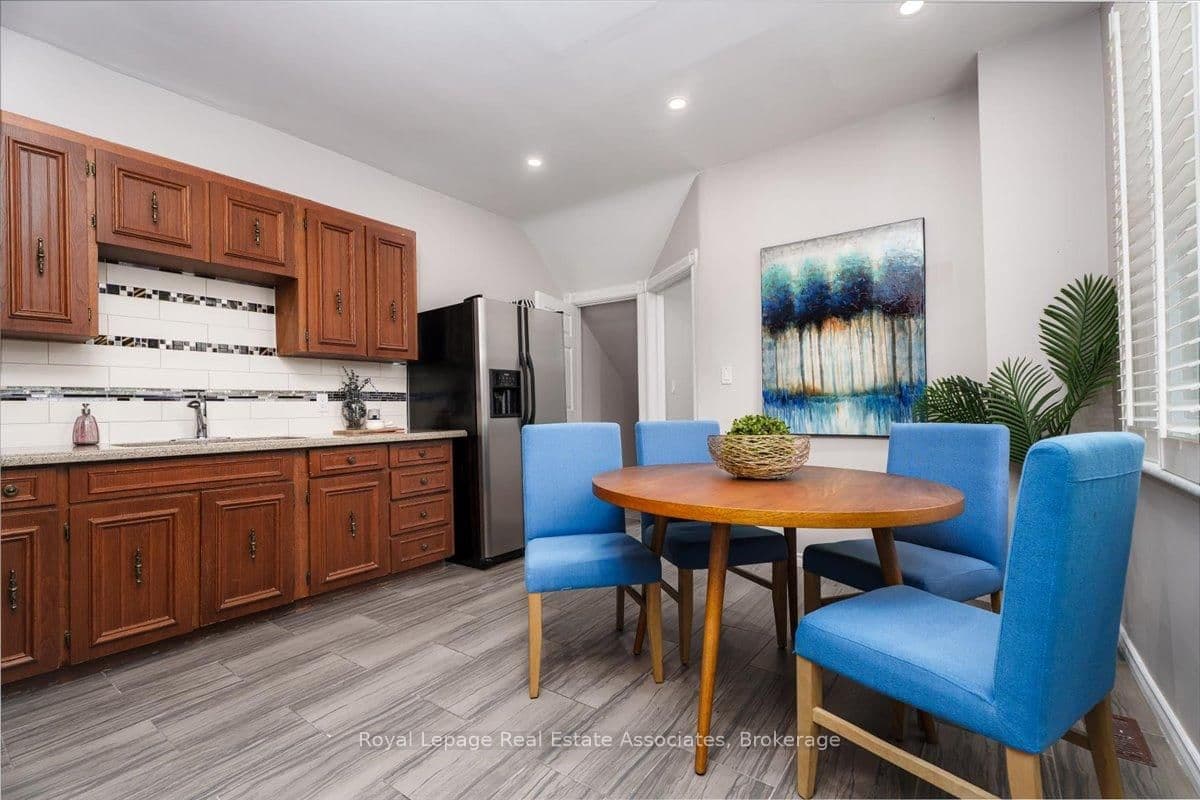 Commercial Retail at 123 Market Street, Hamilton, ON - Photo 20 - RE/MAX Garden City Realty