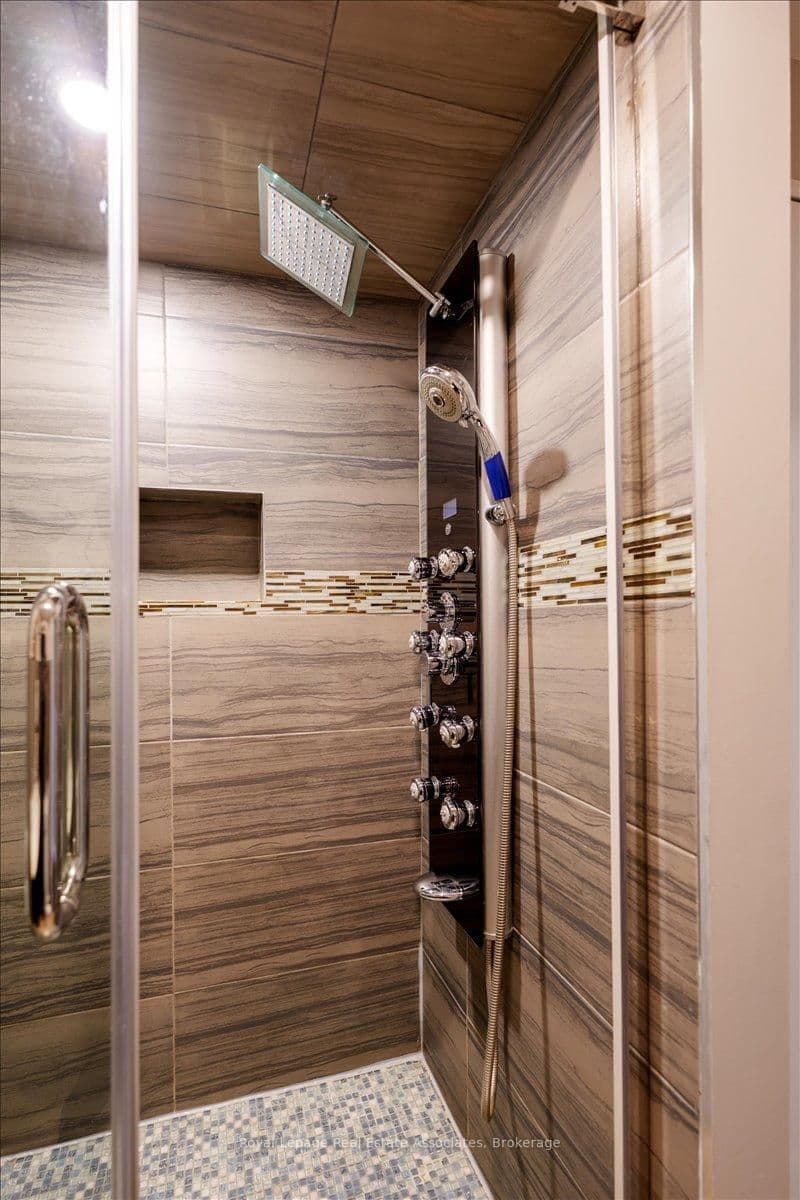 Commercial Retail at 123 Market Street, Hamilton, ON - Photo 27 - RE/MAX Garden City Realty