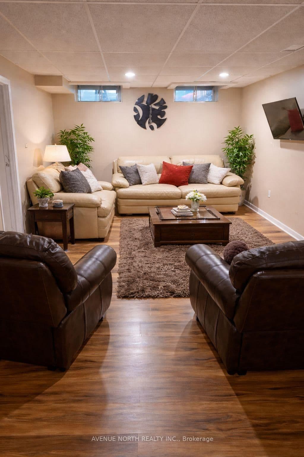 Detached at 1533 Burningtree Court, Orleans, ON - Photo 10 - RE/MAX Garden City Realty