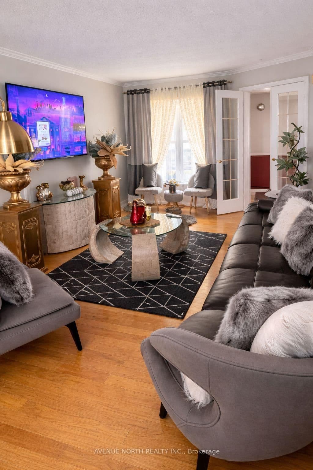 Detached at 1533 Burningtree Court, Orleans, ON - Photo 3 - RE/MAX Garden City Realty