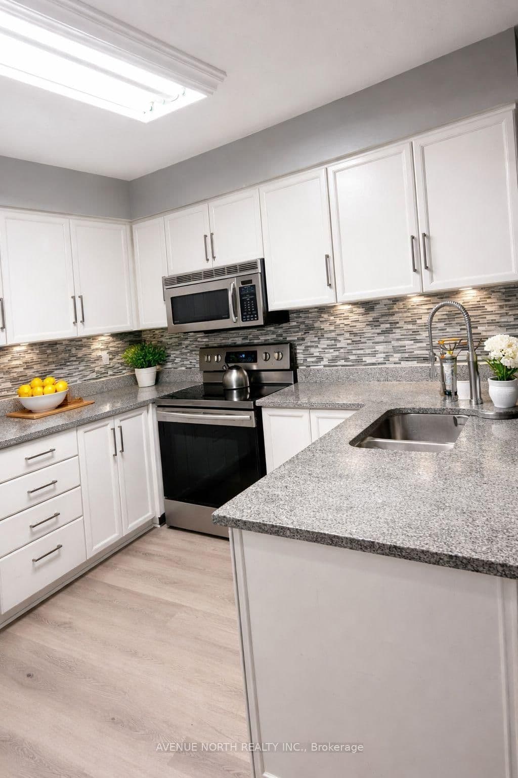 Detached at 1533 Burningtree Court, Orleans, ON - Photo 6 - RE/MAX Garden City Realty