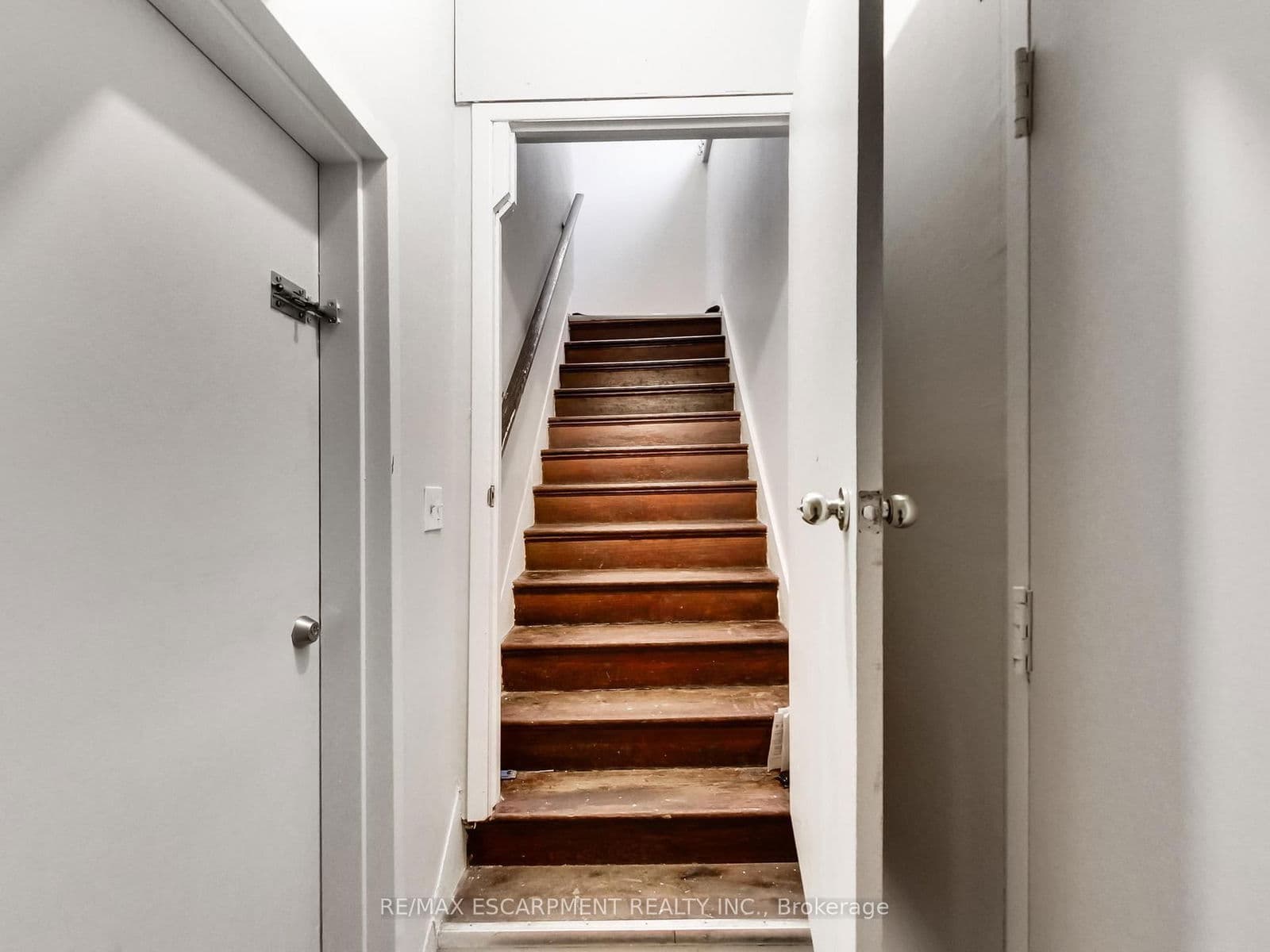 Commercial Retail at 443 Wentworth Street, Hamilton, ON - Photo 15 - RE/MAX Garden City Realty