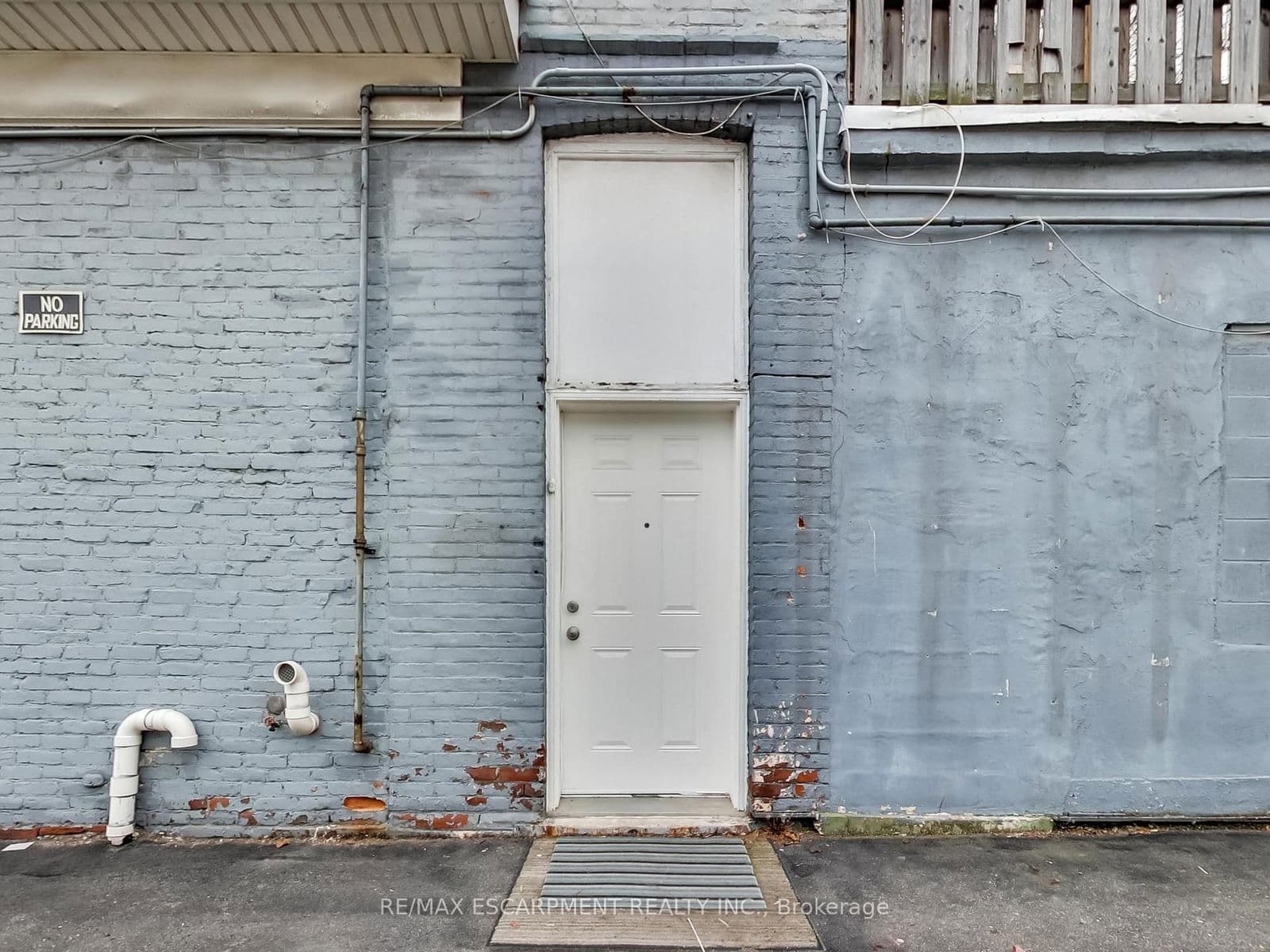 Commercial Retail at 443 Wentworth Street, Hamilton, ON - Photo 4 - RE/MAX Garden City Realty