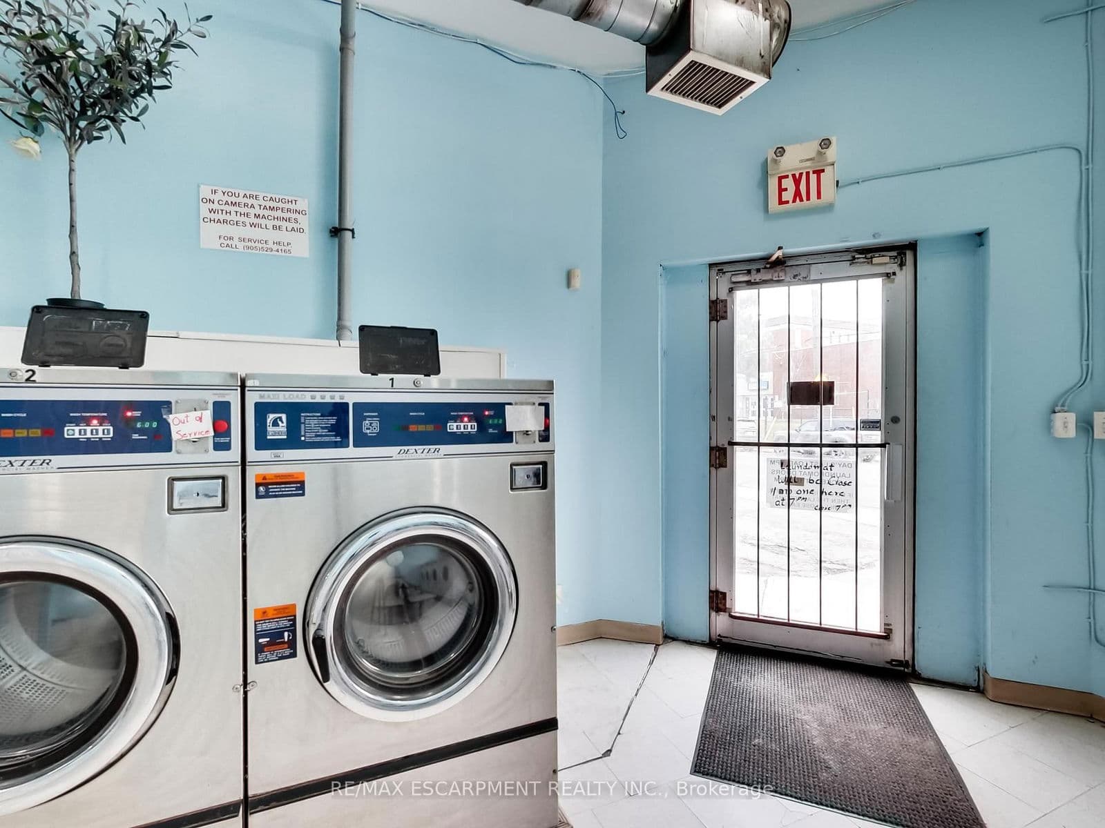 Commercial Retail at 443 Wentworth Street, Hamilton, ON - Photo 6 - RE/MAX Garden City Realty