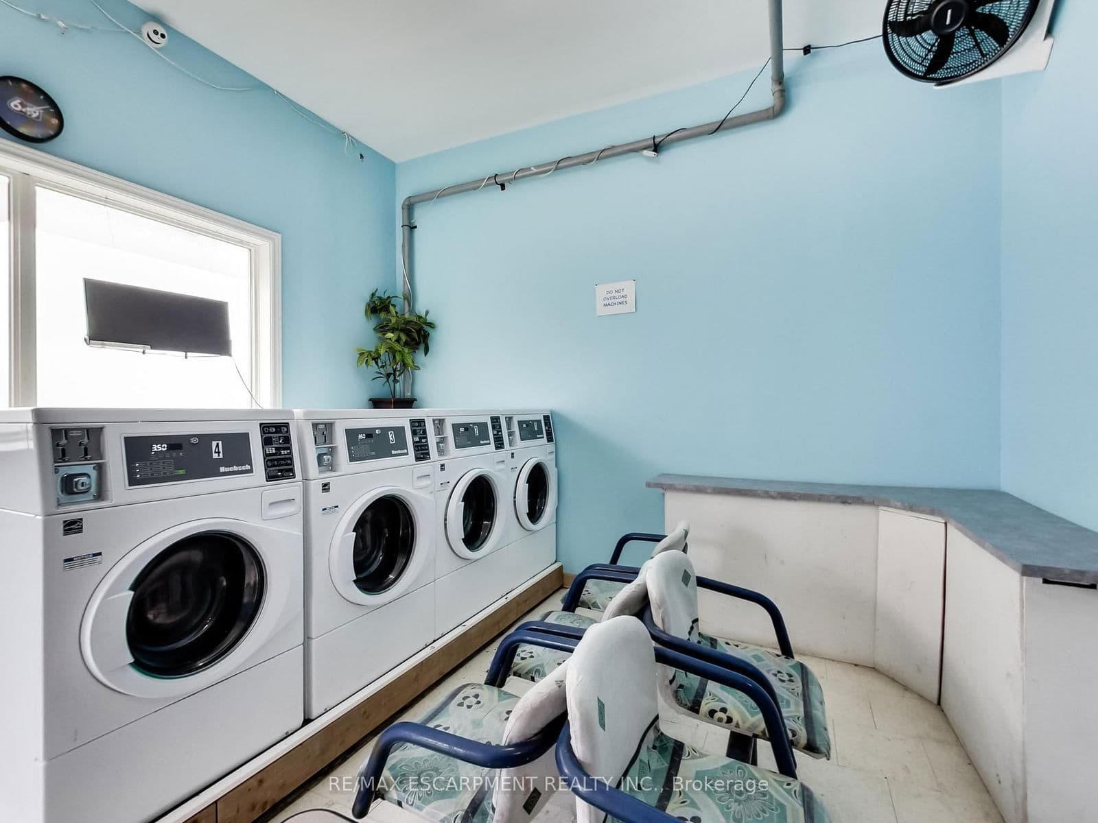 Commercial Retail at 443 Wentworth Street, Hamilton, ON - Photo 7 - RE/MAX Garden City Realty