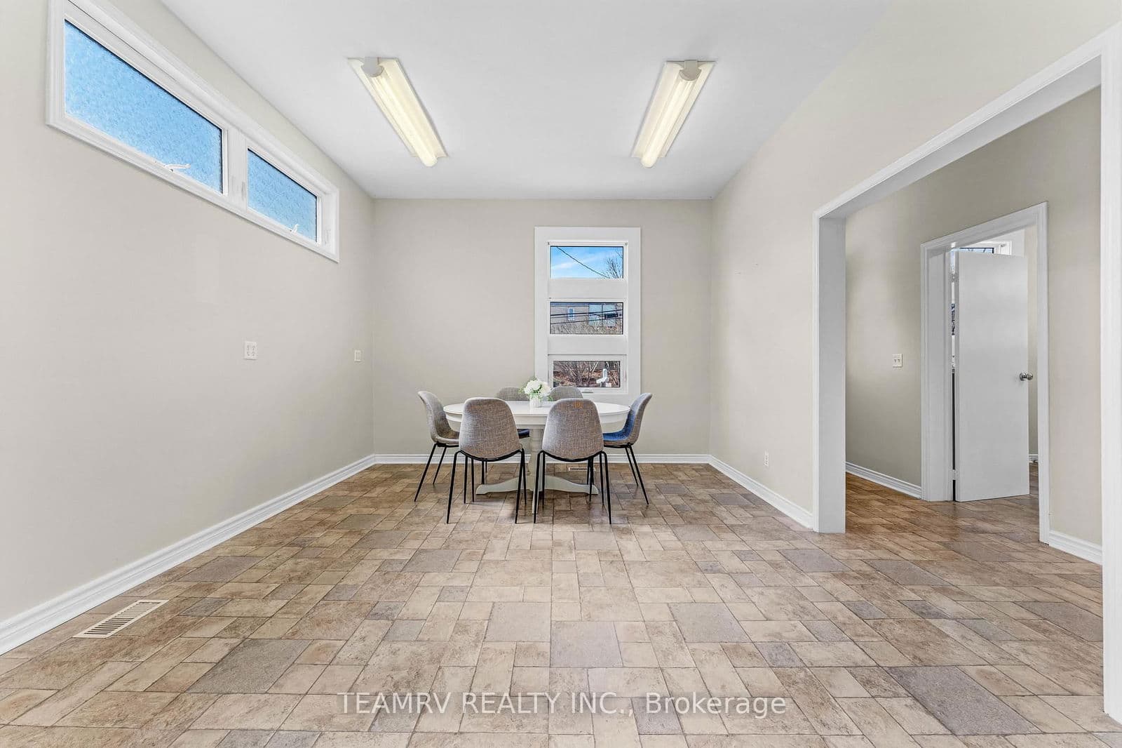 Commercial Retail at 83 Finkle Street, Woodstock, ON - Photo 4 - RE/MAX Garden City Realty