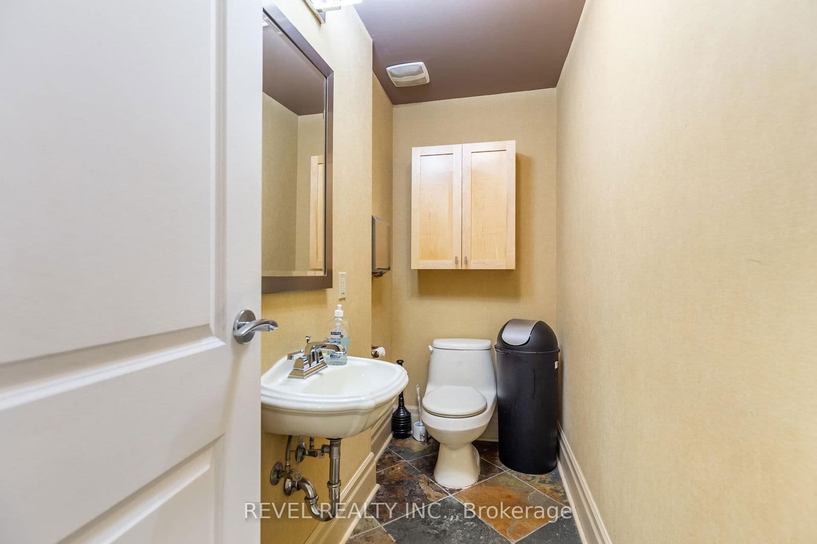 Office at 21 Bold Street, Hamilton, ON - Photo 13 - RE/MAX Garden City Realty