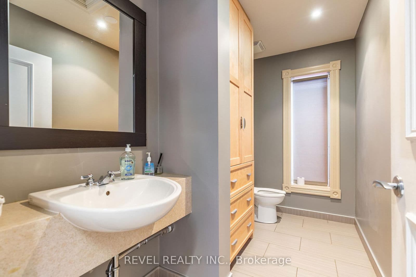 Office at 21 Bold Street, Hamilton, ON - Photo 16 - RE/MAX Garden City Realty