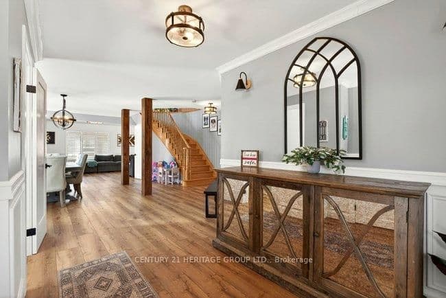 Detached at 4462 Weltman Way, Lincoln, ON - Photo 6 - RE/MAX Garden City Realty