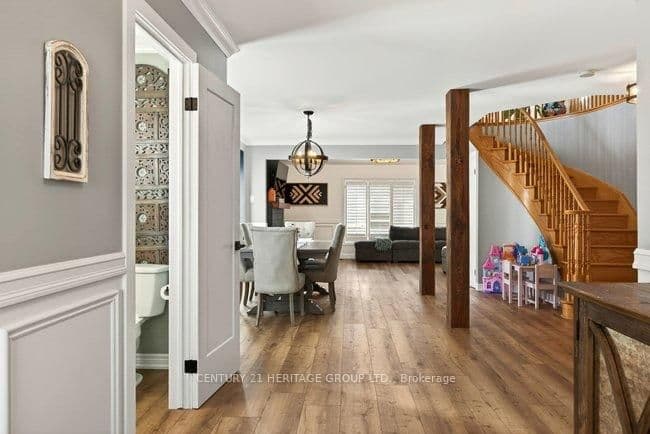 Detached at 4462 Weltman Way, Lincoln, ON - Photo 7 - RE/MAX Garden City Realty