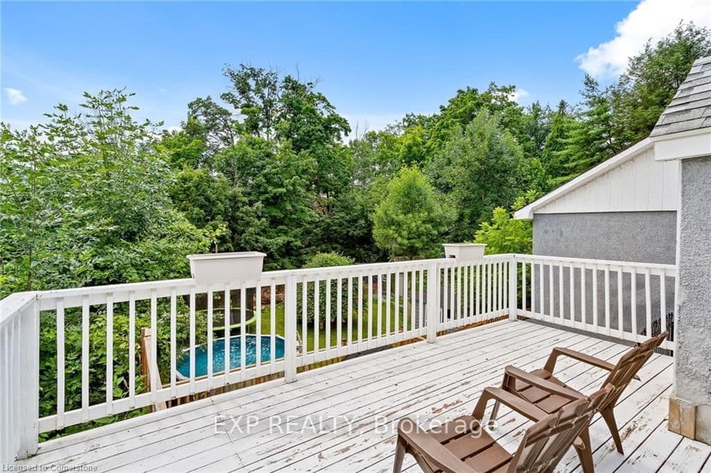 Detached at 70 Jarrow Road, St. Catharines, ON - Photo 12 - RE/MAX Garden City Realty