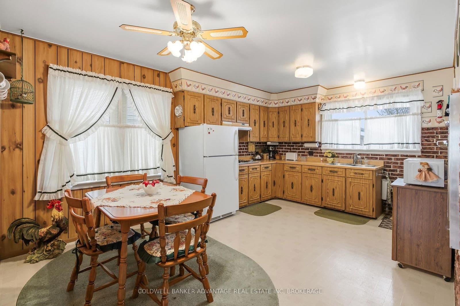 Detached at 927 Southworth Street, Welland, ON - Photo 10 - RE/MAX Garden City Realty