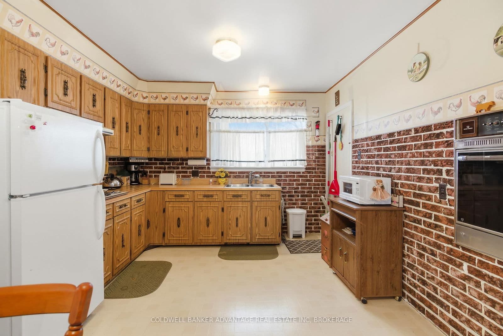 Detached at 927 Southworth Street, Welland, ON - Photo 11 - RE/MAX Garden City Realty