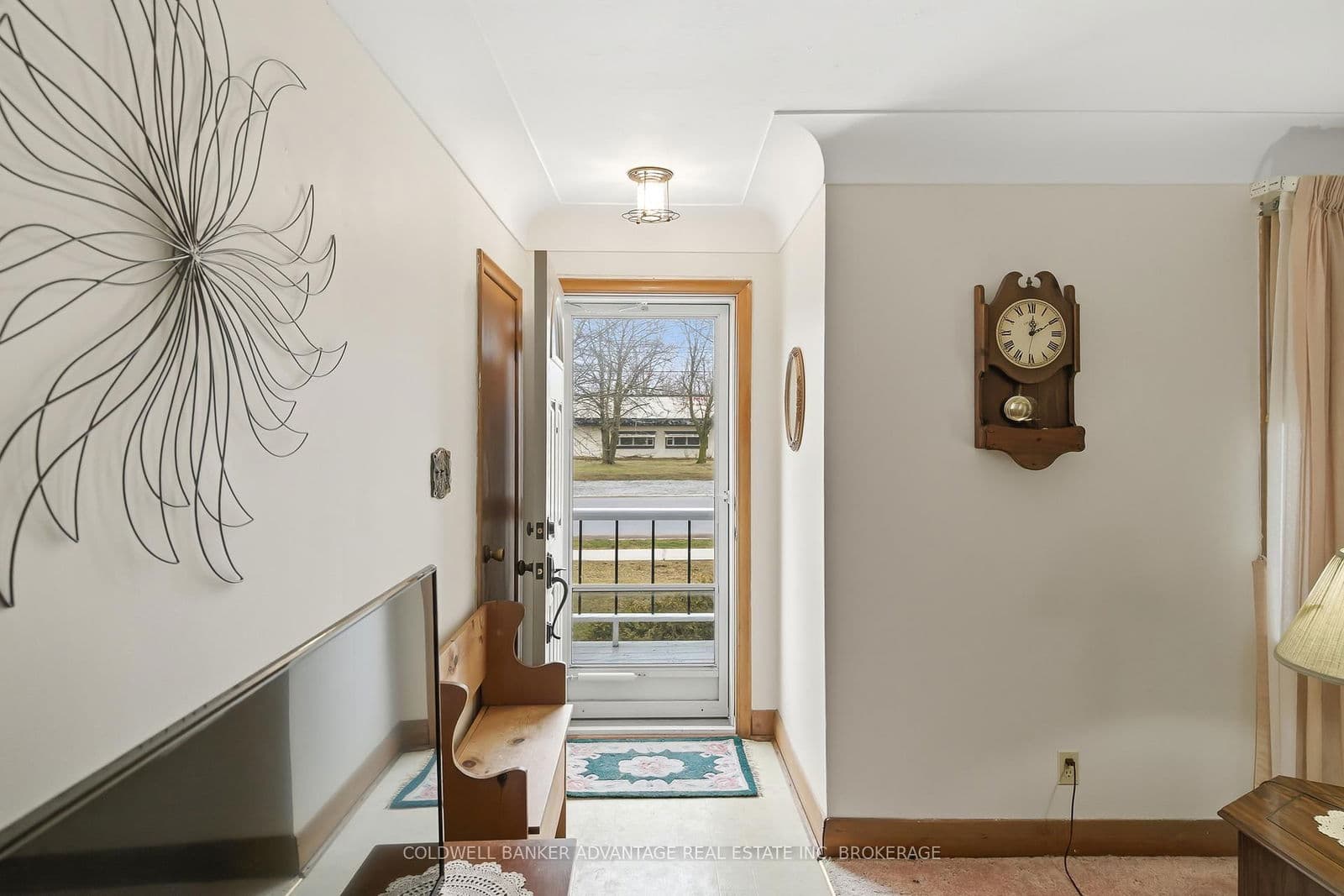 Detached at 927 Southworth Street, Welland, ON - Photo 5 - RE/MAX Garden City Realty