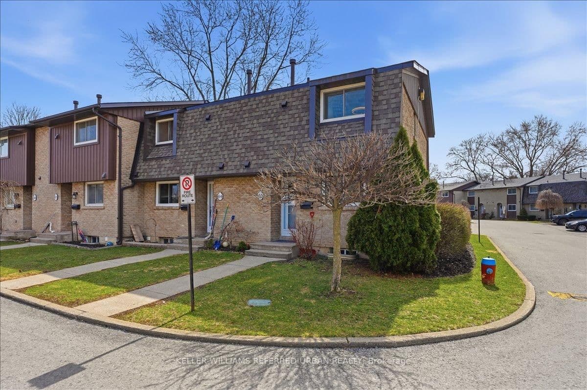 Condo Townhouse at 63- 151 Linwell Road, St. Catharines, ON - Photo 1 - RE/MAX Garden City Realty