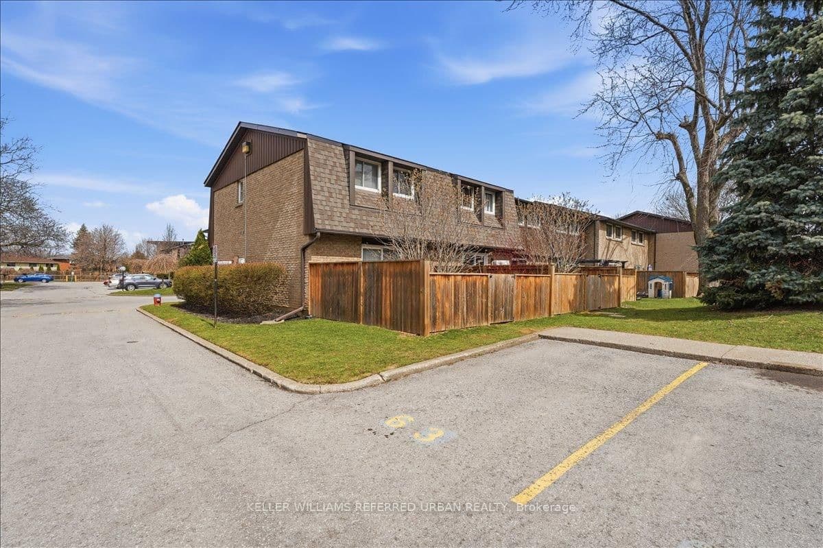 Condo Townhouse at 63- 151 Linwell Road, St. Catharines, ON - Photo 24 - RE/MAX Garden City Realty
