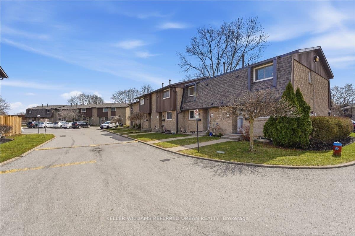 Condo Townhouse at 63- 151 Linwell Road, St. Catharines, ON - Photo 25 - RE/MAX Garden City Realty