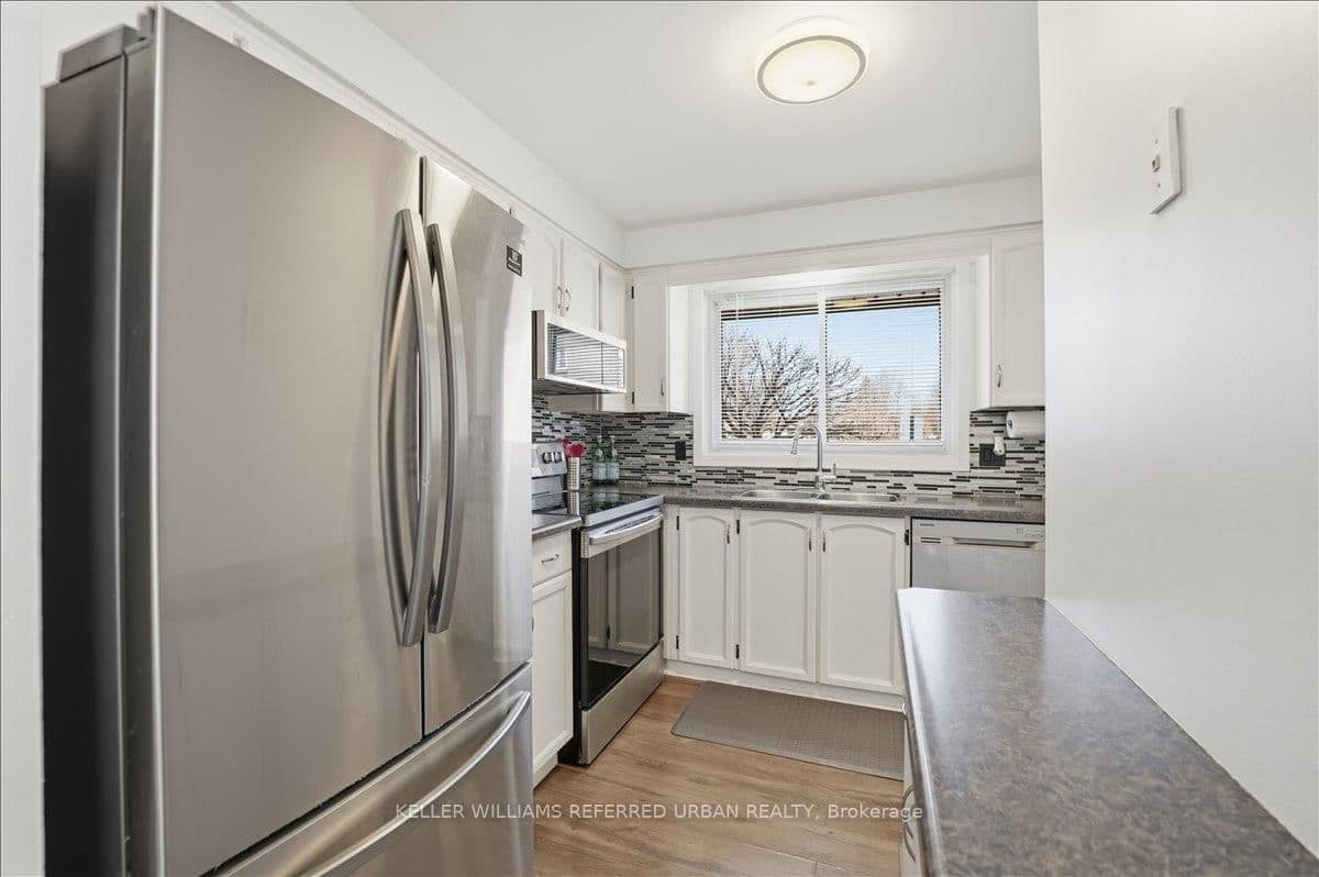 Condo Townhouse at 63- 151 Linwell Road, St. Catharines, ON - Photo 6 - RE/MAX Garden City Realty