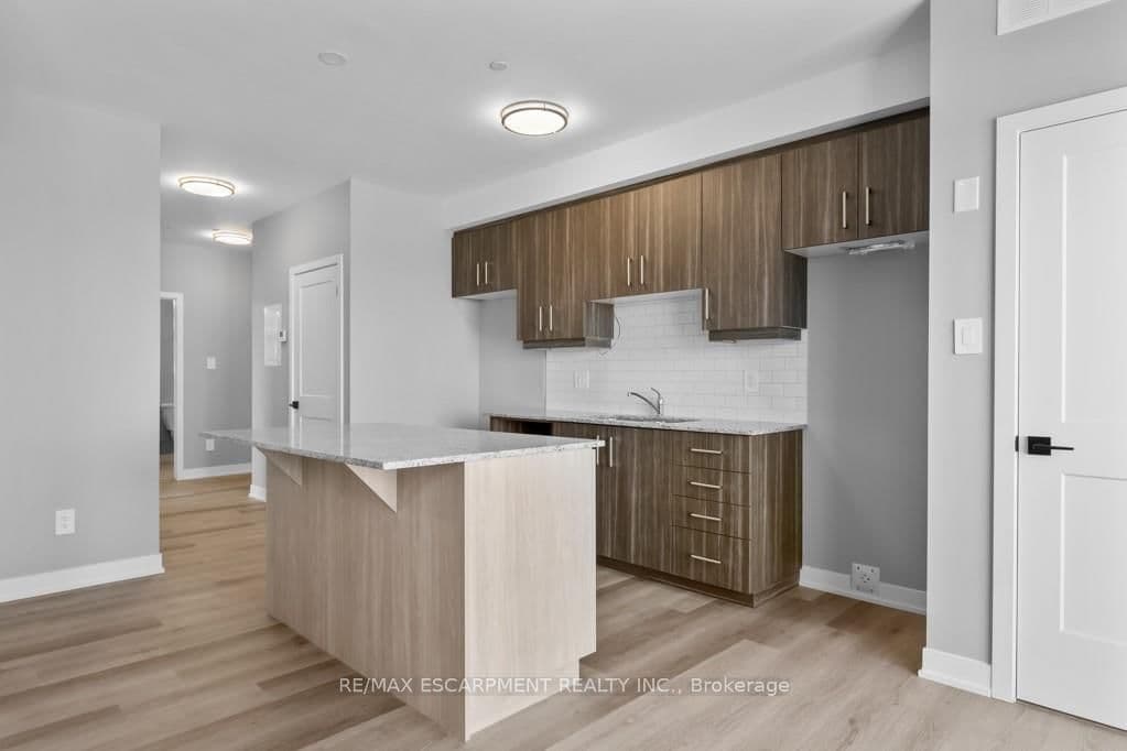 Condo Apartment at 402- 5002 King Street, Lincoln, ON - Photo 16 - RE/MAX Garden City Realty