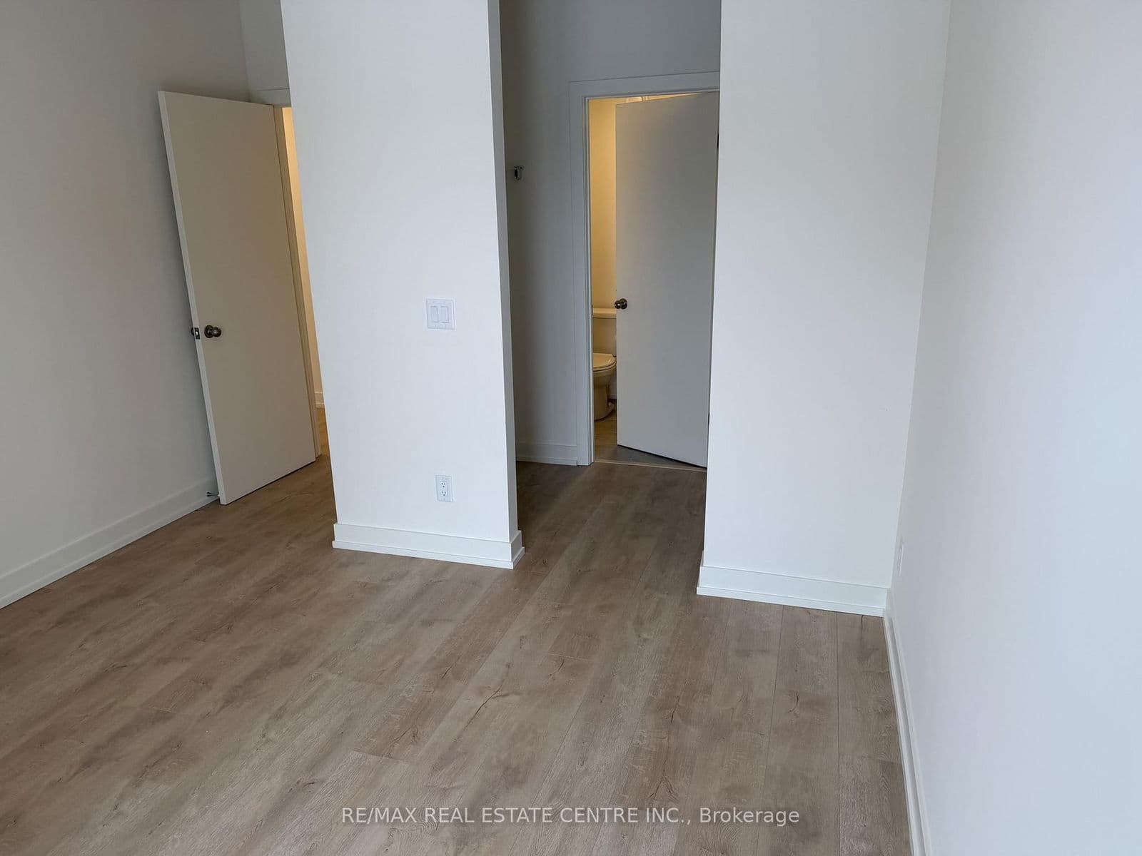 Condo Townhouse at 16 Melbourne Avenue, St. Catharines, ON - Photo 14 - RE/MAX Garden City Realty