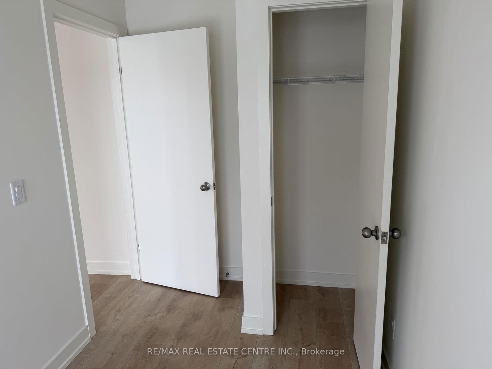 Condo Townhouse at 16 Melbourne Avenue, St. Catharines, ON - Photo 7 - RE/MAX Garden City Realty