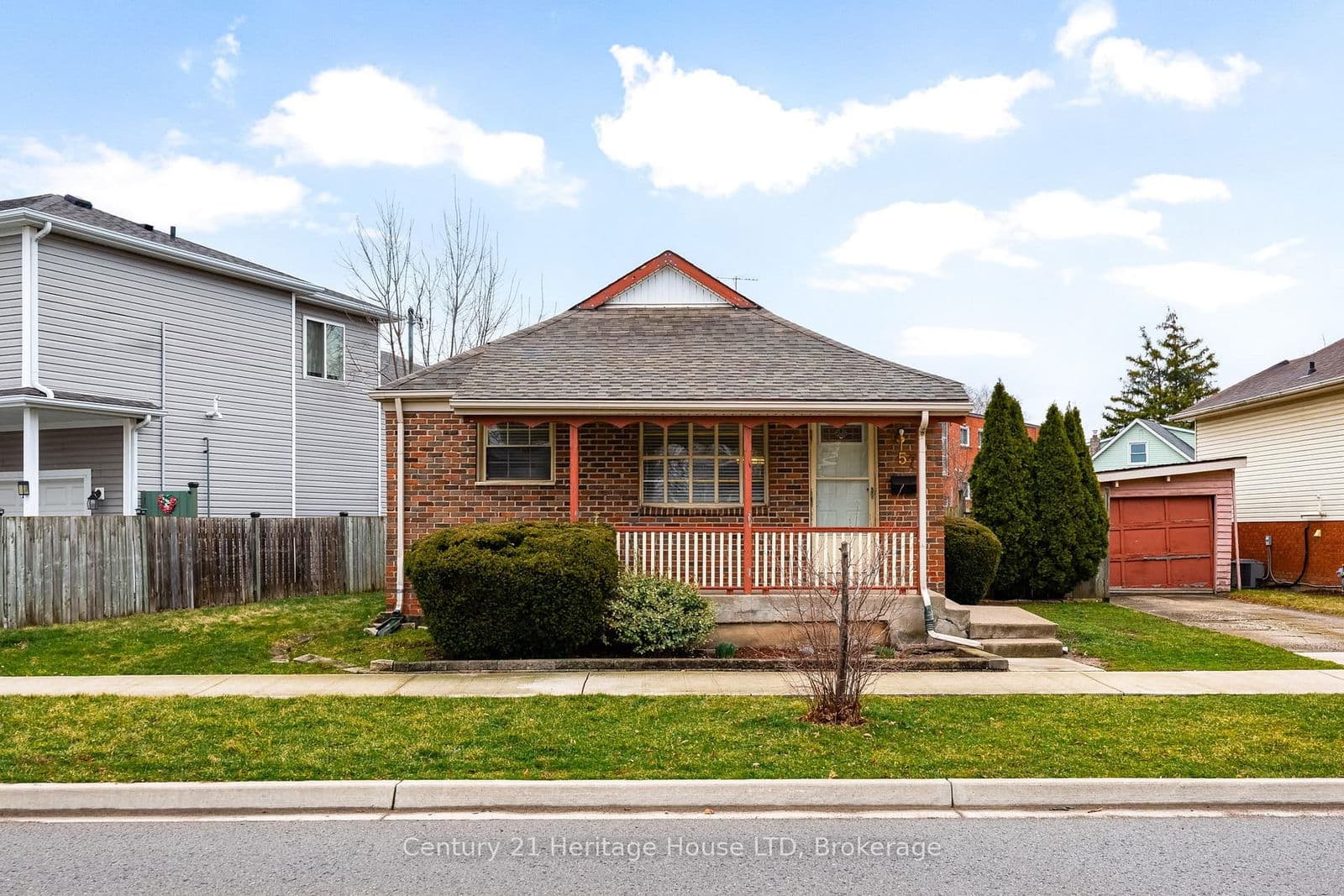 Detached at 57 Leeper Street, St. Catharines, ON - Photo 2 - RE/MAX Garden City Realty