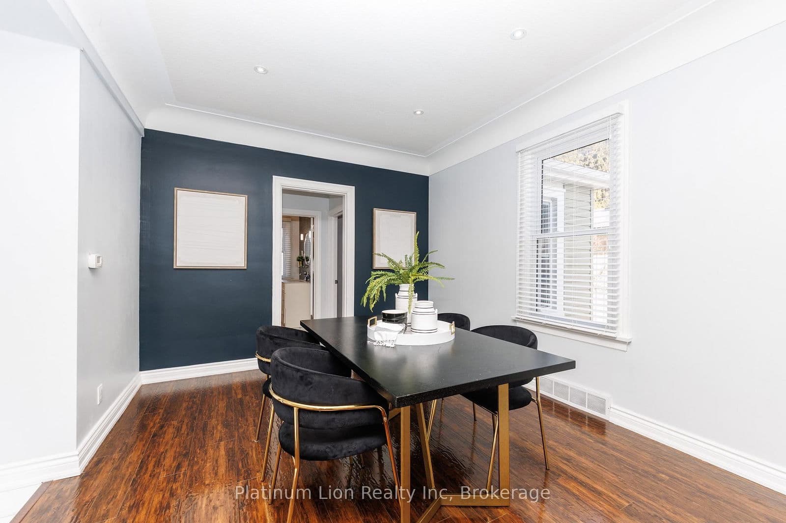 Detached at 11 Fairview Road, Grimsby, ON - Photo 16 - RE/MAX Garden City Realty