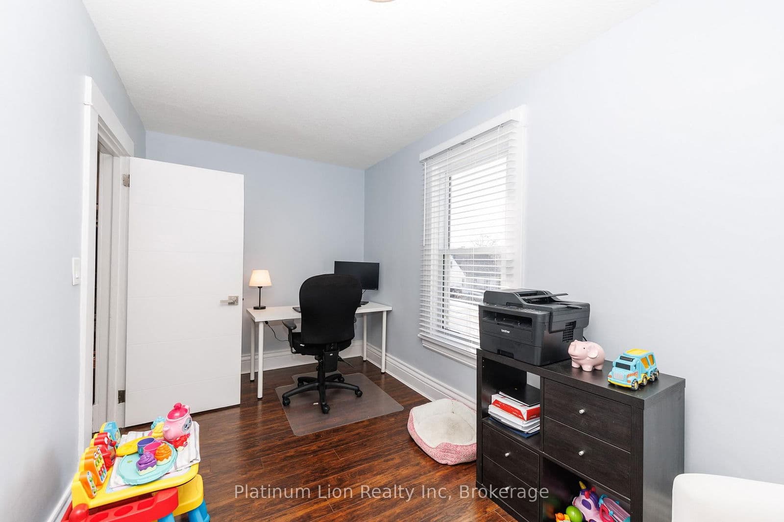 Detached at 11 Fairview Road, Grimsby, ON - Photo 27 - RE/MAX Garden City Realty