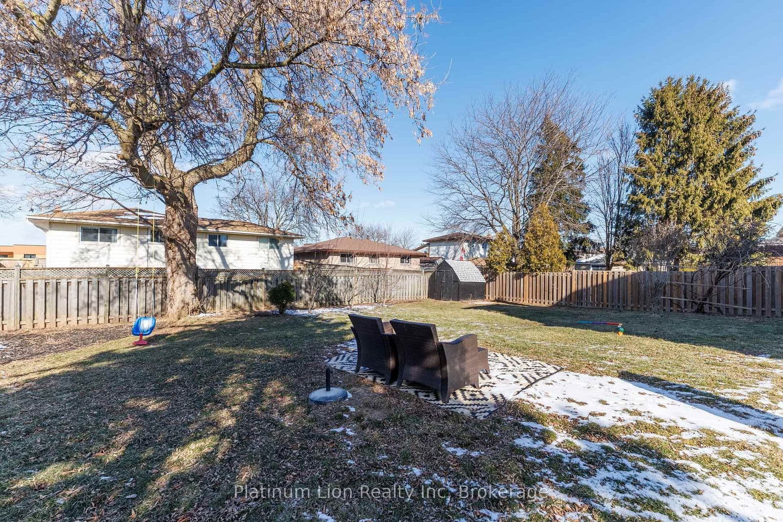 Detached at 11 Fairview Road, Grimsby, ON - Photo 39 - RE/MAX Garden City Realty