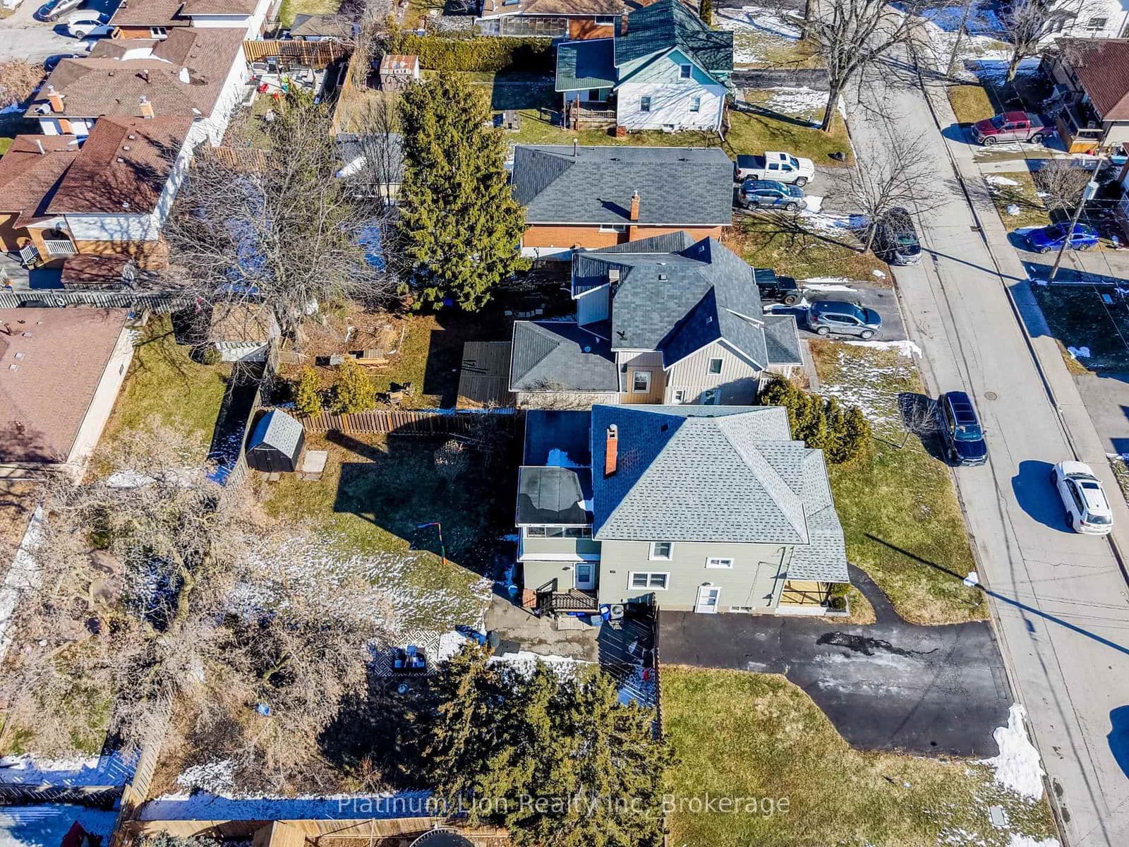 Detached at 11 Fairview Road, Grimsby, ON - Photo 44 - RE/MAX Garden City Realty