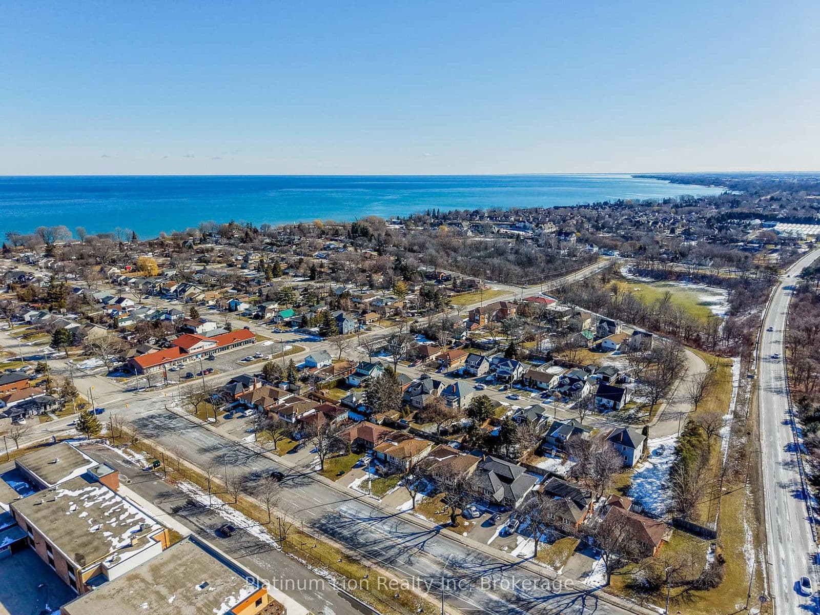 Detached at 11 Fairview Road, Grimsby, ON - Photo 47 - RE/MAX Garden City Realty