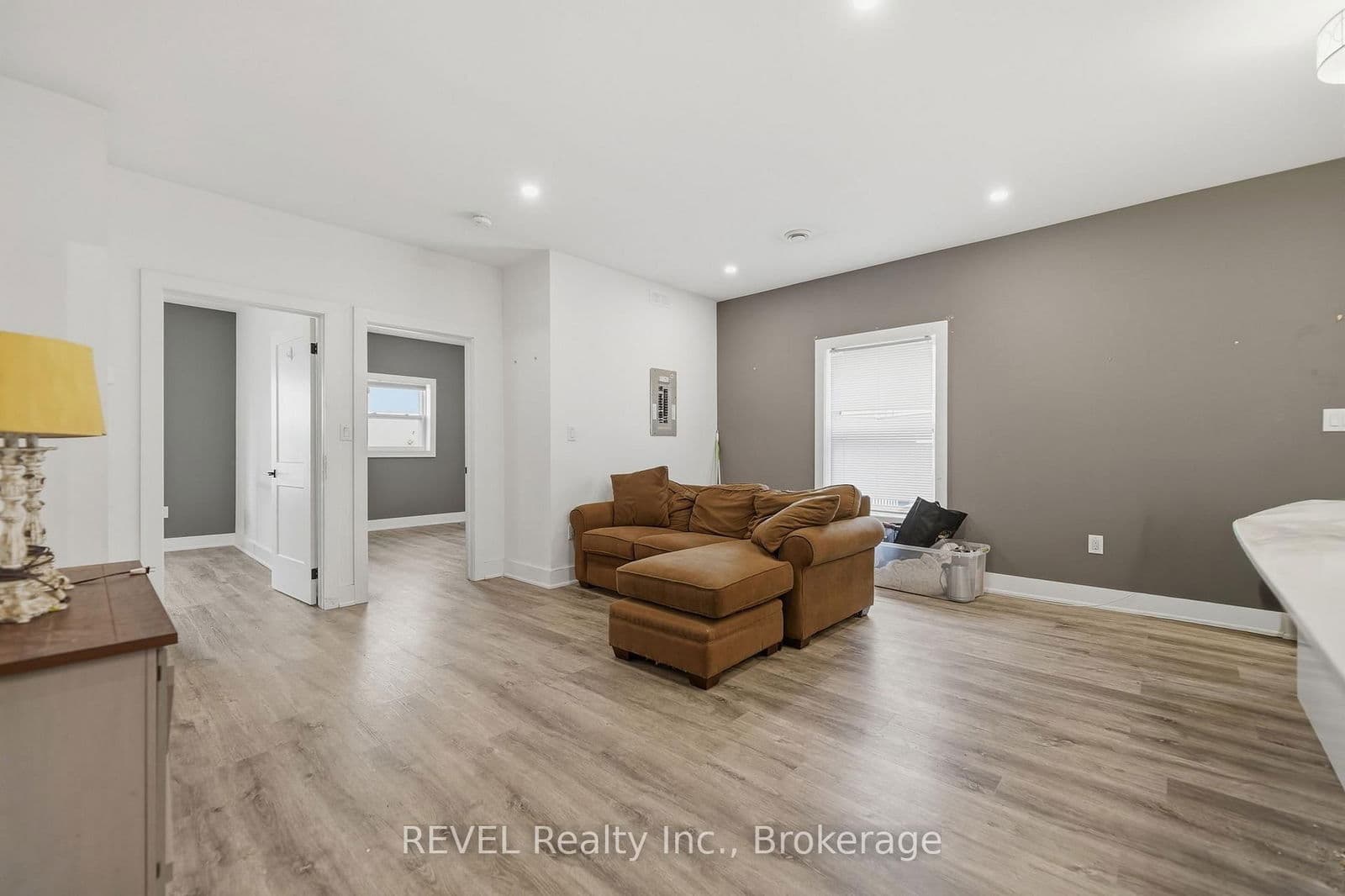 Store W Apt/Office at 2- 14 Front Street, Thorold, ON - Photo 8 - RE/MAX Garden City Realty