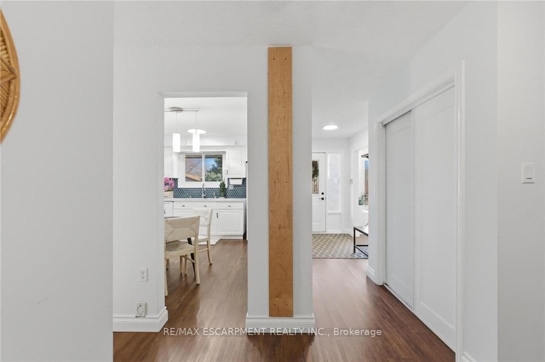 Detached at 21 MARGARET Avenue, Grimsby, ON - Photo 10 - RE/MAX Garden City Realty