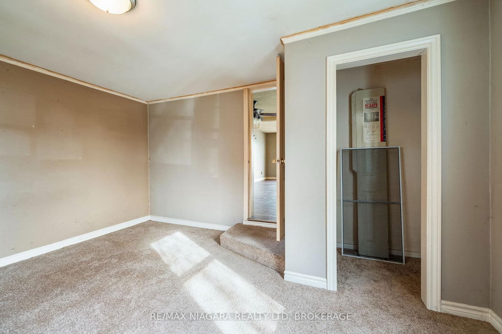 Detached at 12 Admiral Road, St. Catharines, ON - Photo 15 - RE/MAX Garden City Realty